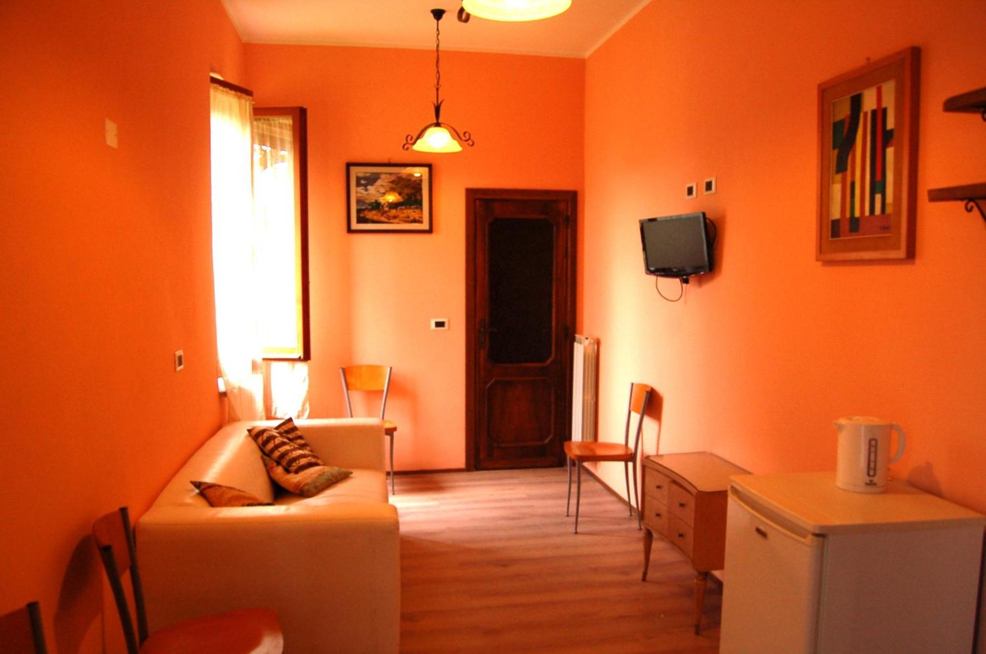 Borgo Nuovo San Martino Guest House Ambra Exterior photo