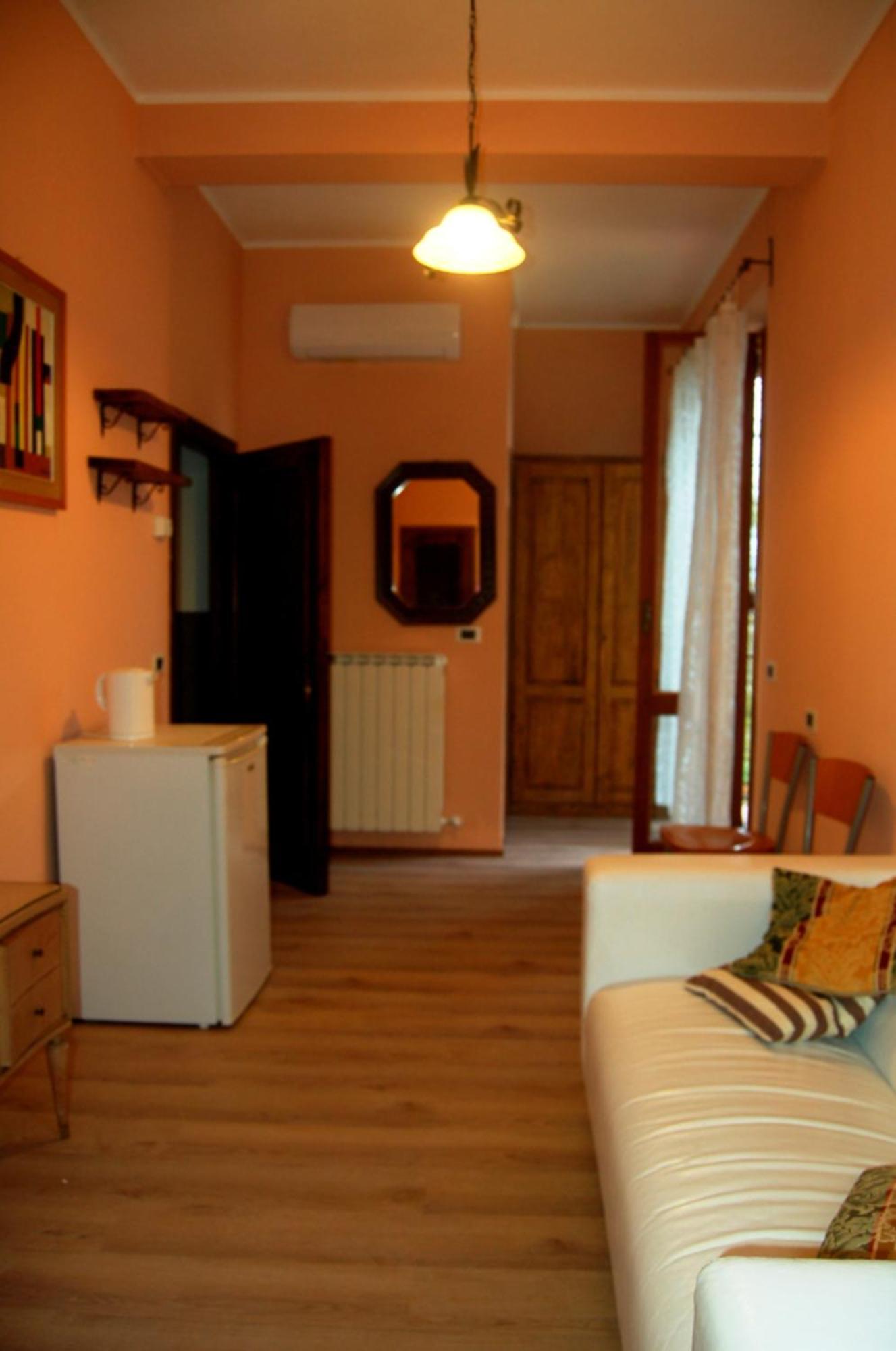 Borgo Nuovo San Martino Guest House Ambra Exterior photo